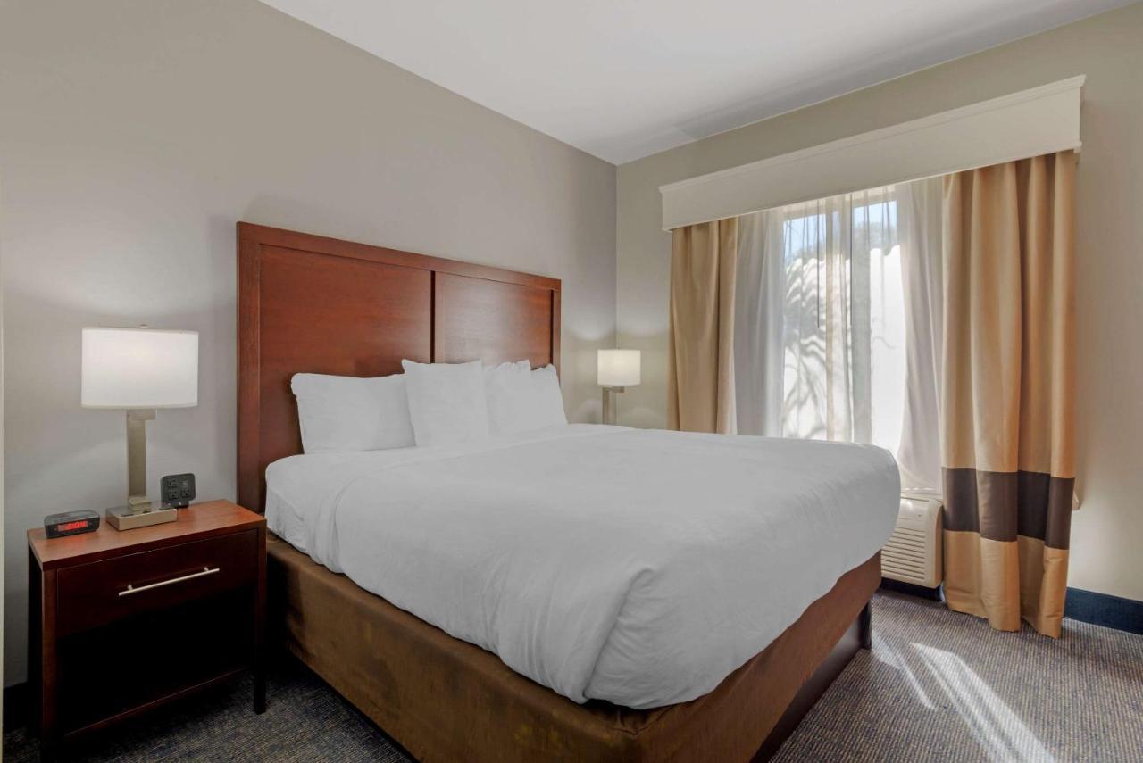 Comfort Suites Stockbridge Atlanta South Екстер'єр фото
