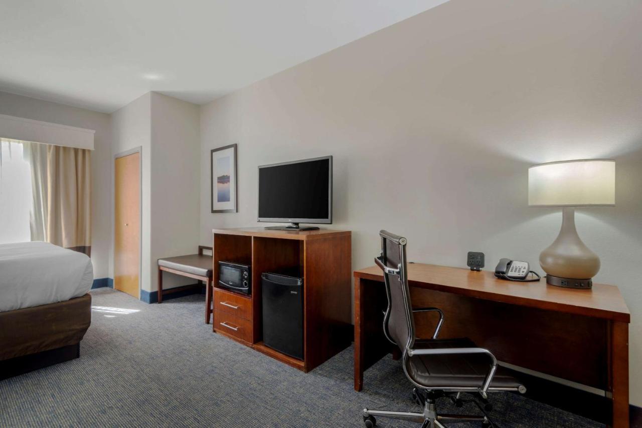 Comfort Suites Stockbridge Atlanta South Екстер'єр фото