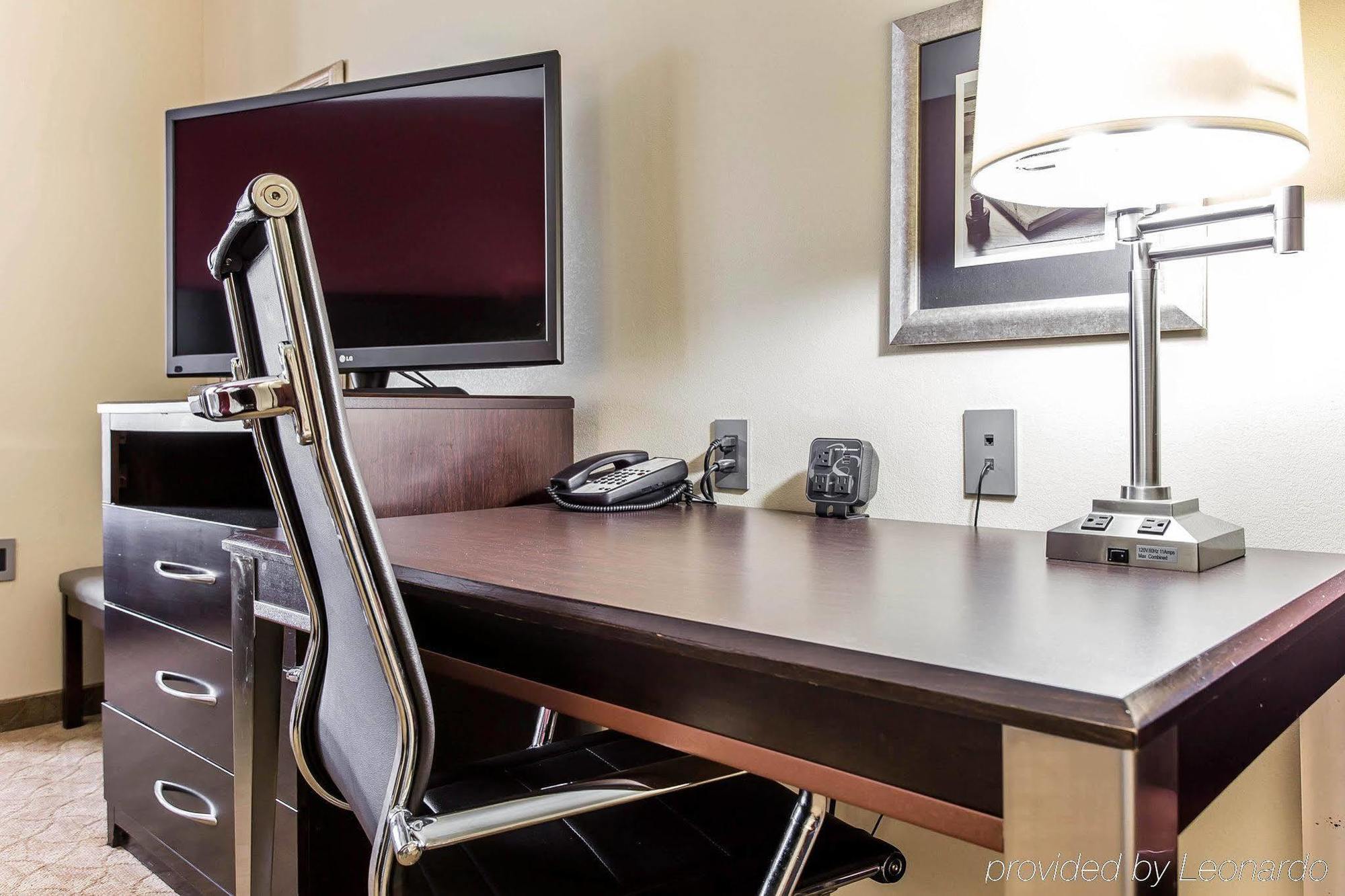 Comfort Suites Stockbridge Atlanta South Екстер'єр фото